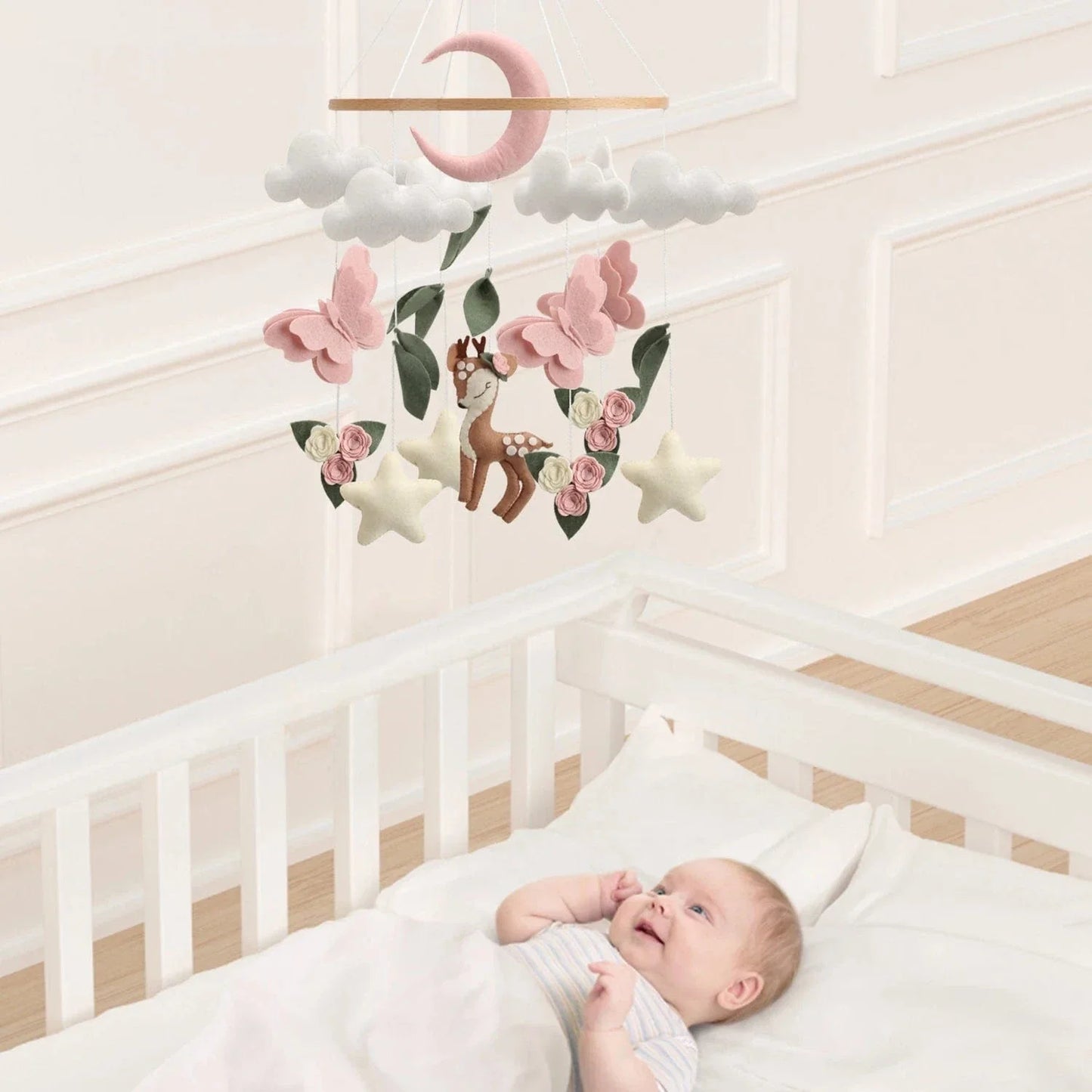 Mobile Lit Bébé Fille