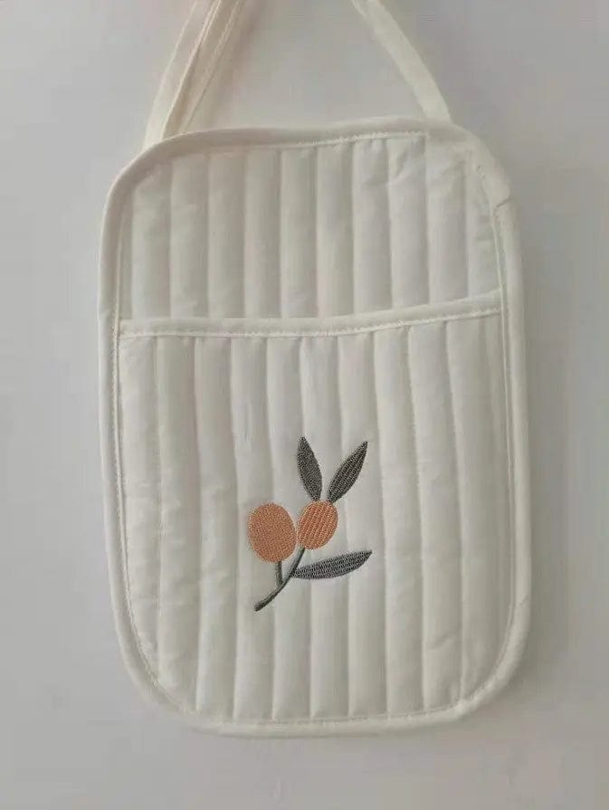 Rangement suspendu pour berceau et poussette