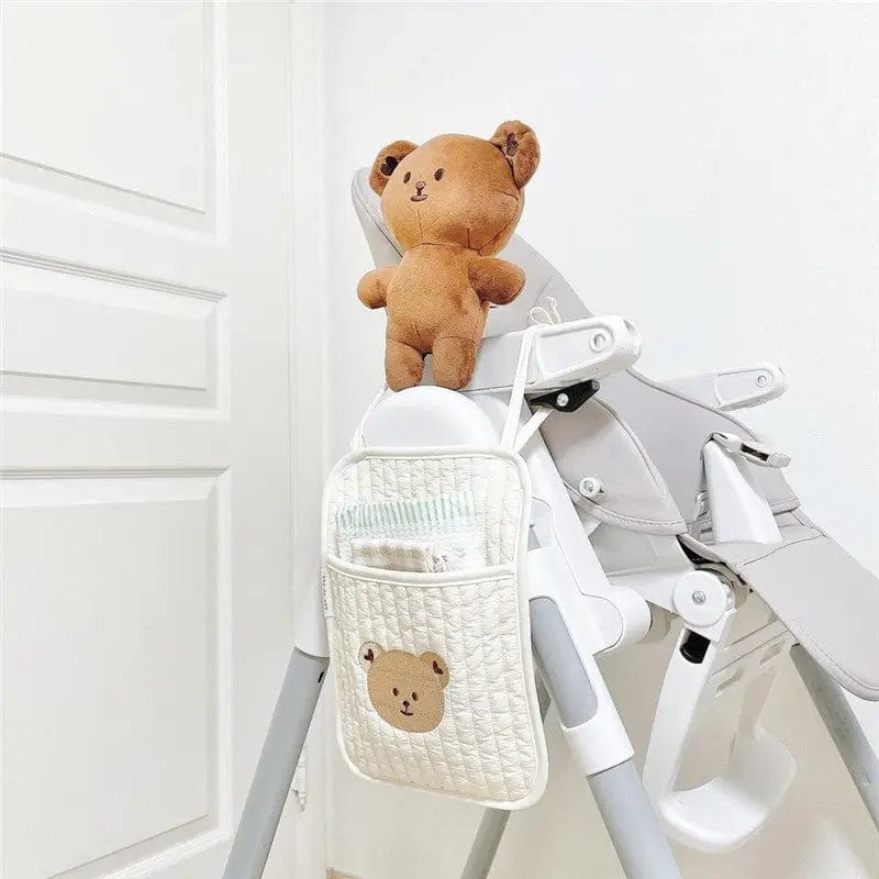 Rangement suspendu pour berceau et poussette